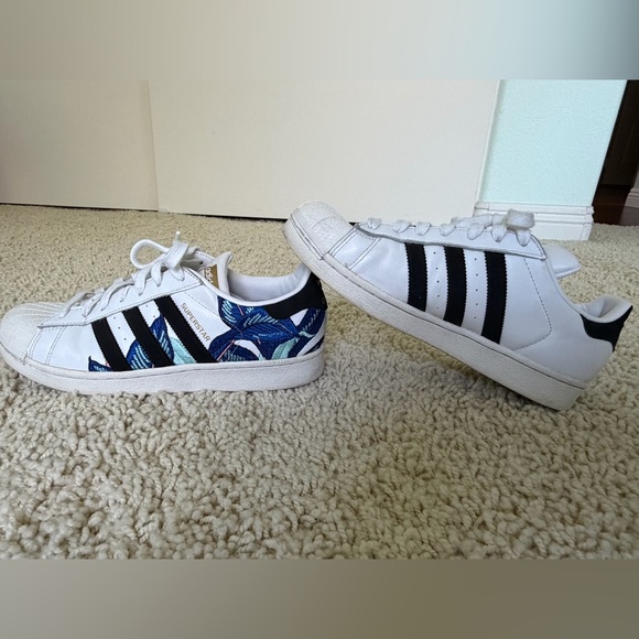 Adidas Tropical flower sneakers - Picture 2 of 8